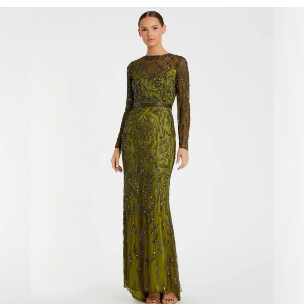 NWT Mac Duggal 5124 Green/Olive
Beaded Long Sleeve Evening Gown 8 - Picture 4 of 14